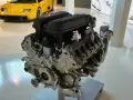 Silnik Lamborghini V10. Zatarte objawy mogą być widoczne w jego skomplikowanej budowie, ale ten jest w idealnym stanie.